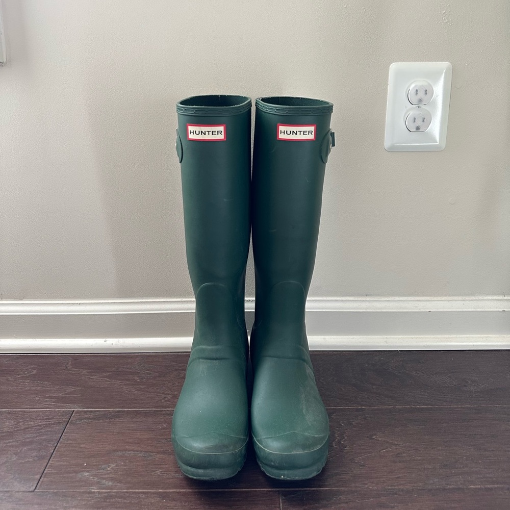 Women’s Hunter Original Tall Rain Boot in Hunter Green